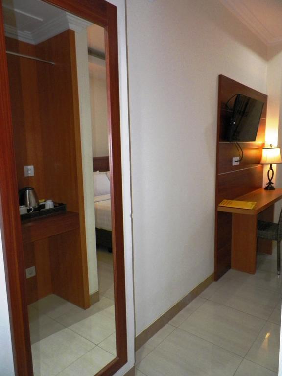 Maranatha Grand Hotel Yogyakarta Habitación foto